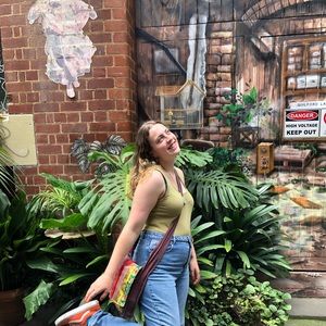 Meet your Posher, Shari